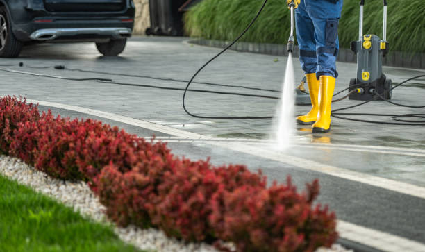 Why Choose Our Pressure Washing Services in Illinois